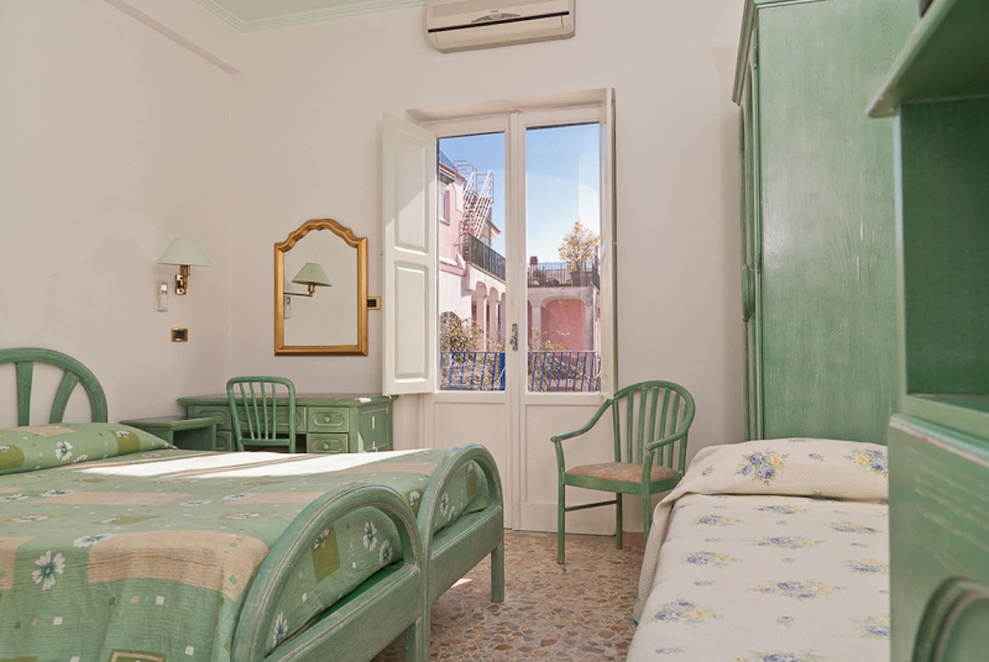 Hotel Del Postiglione Ίσκια Εξωτερικό φωτογραφία